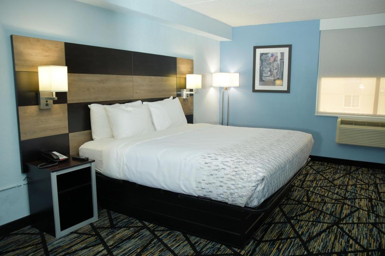Clarion Pointe Jacksonville Near Camp Lejeune Экстерьер фото
