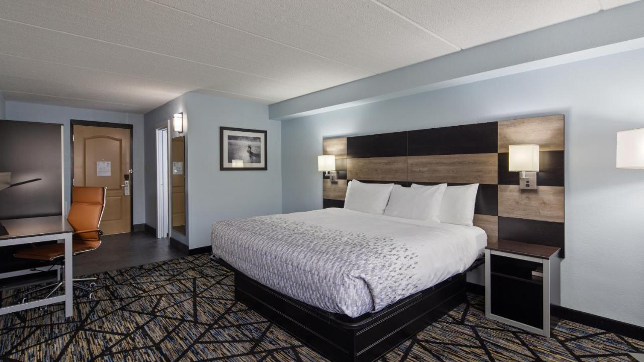 Clarion Pointe Jacksonville Near Camp Lejeune Экстерьер фото