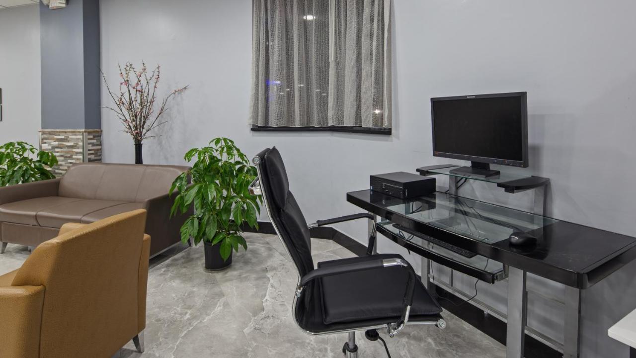 Clarion Pointe Jacksonville Near Camp Lejeune Экстерьер фото